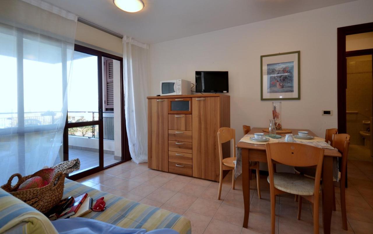 Residenza Porta Del Mare Appartement Lignano Sabbiadoro Buitenkant foto