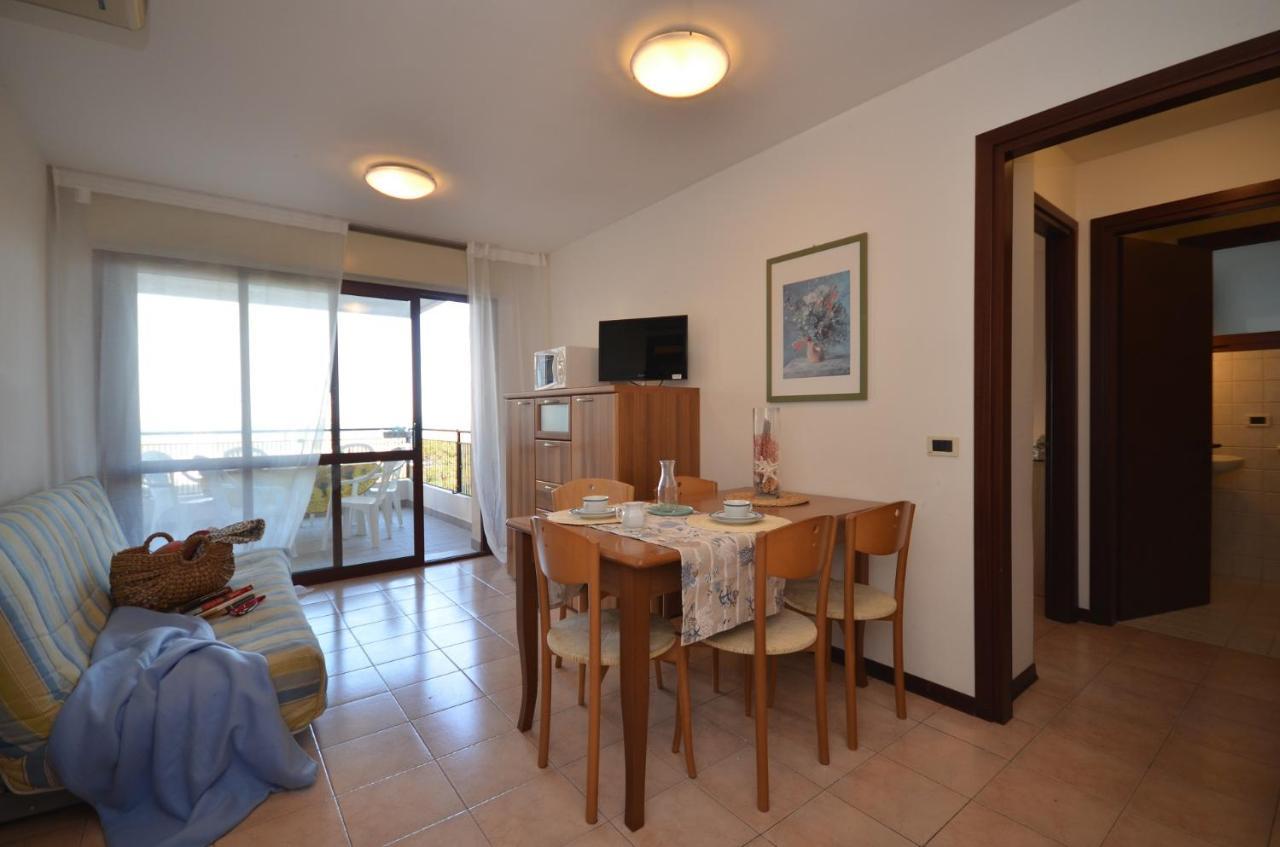 Residenza Porta Del Mare Appartement Lignano Sabbiadoro Buitenkant foto