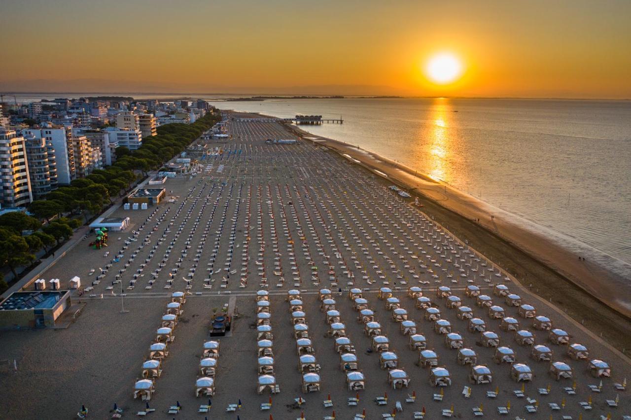 Residenza Porta Del Mare Appartement Lignano Sabbiadoro Buitenkant foto